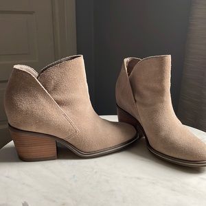 Jessica Simpson hidden wedge booties